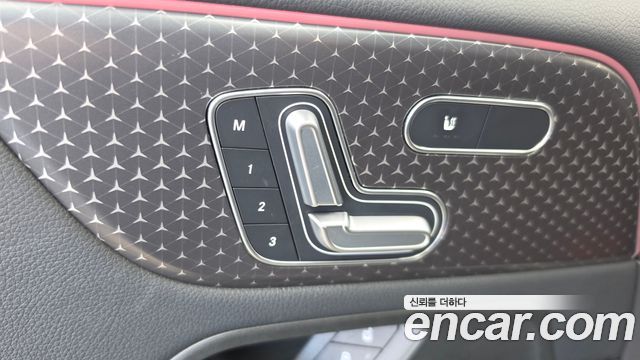 Mercedes-Benz EQB (X243) EQB300 4MATIC Progressive 2026 — фото 32