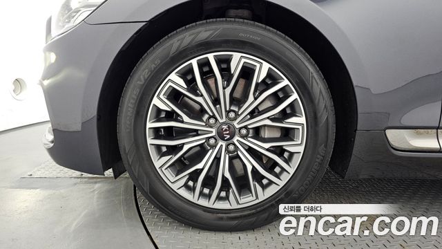 Kia K9 3.8 GDI PlatinumⅠ 2020 — фото 5