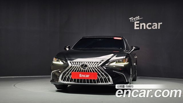 Lexus ES300h (VII) Luxury Plus 2026 — фото 3