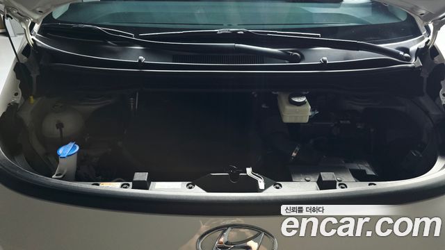 Hyundai Staria Tourer 11-Seater Modern 2022 — фото 6