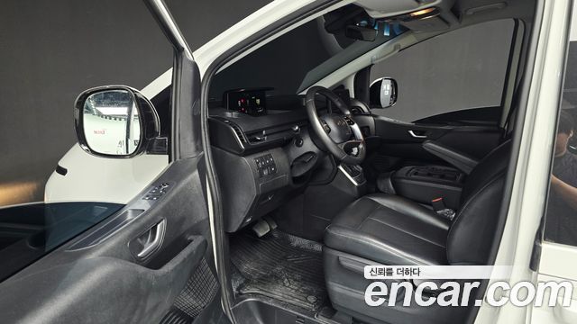 Hyundai Staria Tourer 11-Seater Modern 2022 — фото 10
