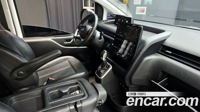 Hyundai Staria Tourer 11-Seater Modern 2022 — фото 19