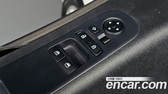 Hyundai Staria Tourer 11-Seater Modern 2022 — фото 29