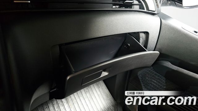Hyundai Staria Tourer 11-Seater Modern 2022 — фото 32