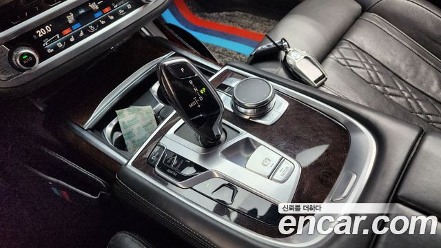 BMW 7 Series (G11) 750Li xDrive Prestige 2016 — фото 9