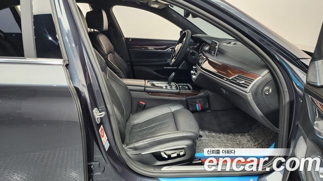 BMW 7 Series (G11) 750Li xDrive Prestige 2016 — фото 15