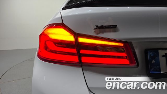 BMW 5 Series (G30) 530i M Sport Package 2018 — фото 23