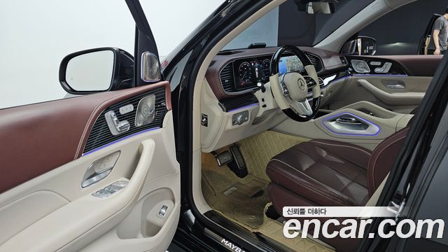 Mercedes-Benz GLS-Class (X167) Maybach GLS600 4MATIC 2023 — фото 11
