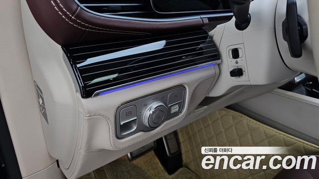 Mercedes-Benz GLS-Class (X167) Maybach GLS600 4MATIC 2023 — фото 29