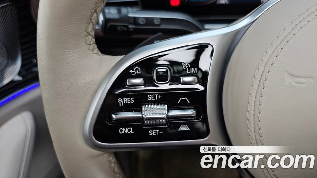 Mercedes-Benz GLS-Class (X167) Maybach GLS600 4MATIC 2023 — фото 39