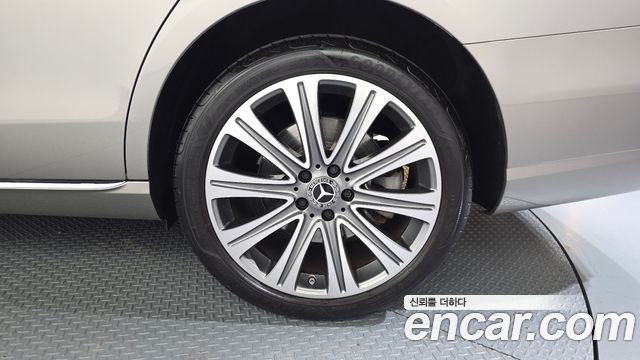 Mercedes-Benz E-Class (W213) E350 4MATIC Exclusive 2023 — фото 21