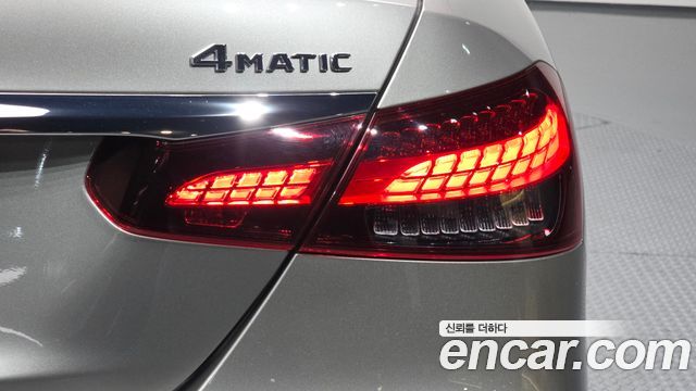 Mercedes-Benz E-Class (W213) E350 4MATIC Exclusive 2023 — фото 23