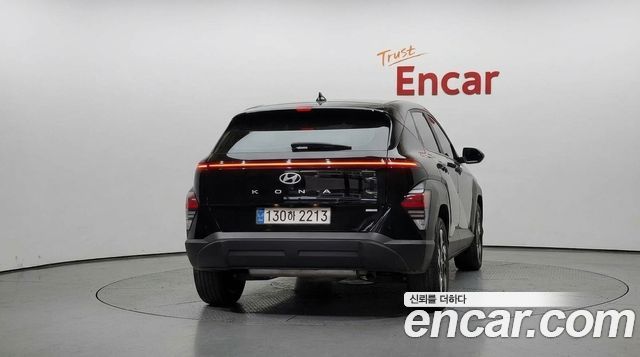 Hyundai Kona (SX2) Gasoline 1.6 Turbo 4WD Modern 2023 — фото 4