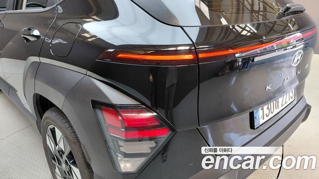 Hyundai Kona (SX2) Gasoline 1.6 Turbo 4WD Modern 2023 — фото 23