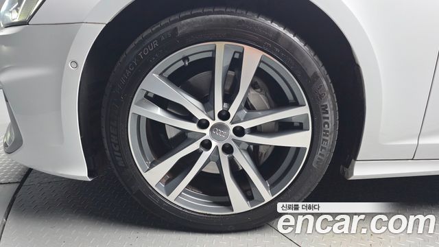 Audi A6 (C8) 45 TDI Quattro Premium 2020 — фото 5