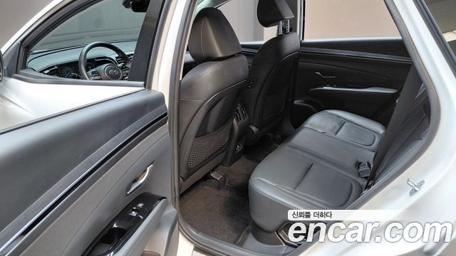 Hyundai Tucson Hybrid (NX4) Inspiration 4WD 2023 — фото 12