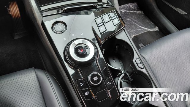 Kia Sportage Hybrid (V) Prestige 2WD 2023 — фото 9