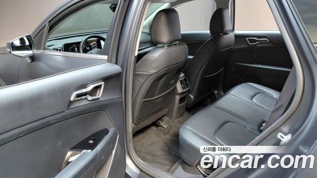 Kia Sportage Hybrid (V) Prestige 2WD 2023 — фото 12