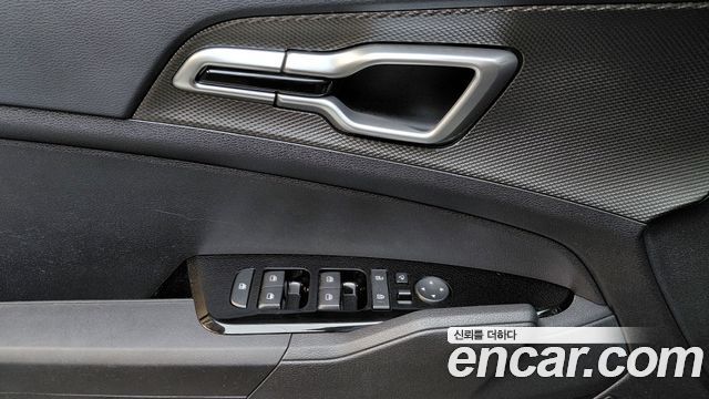Kia Sportage Hybrid (V) Prestige 2WD 2023 — фото 18