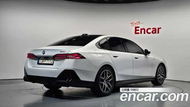 BMW 5 Series (G60) 520i M Sport 2024 — фото 2