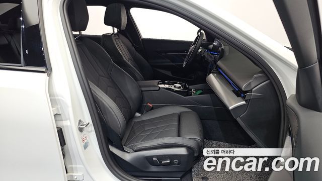 BMW 5 Series (G60) 520i M Sport 2024 — фото 26