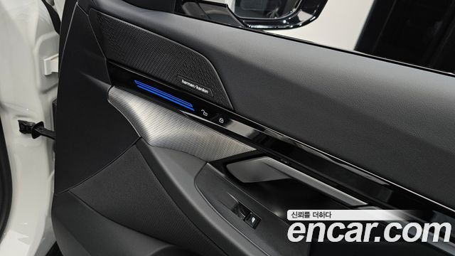 BMW 5 Series (G60) 520i M Sport 2024 — фото 36