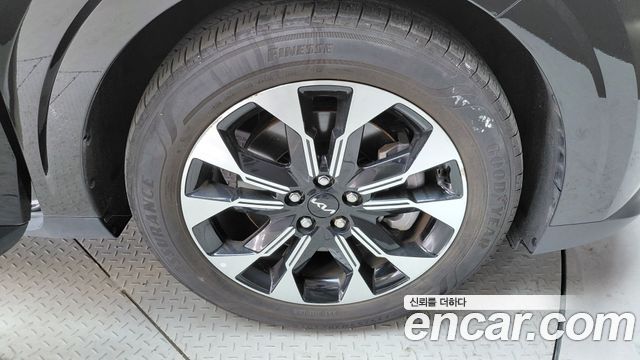 Kia Carnival (IV) Gasoline 7-Seater Outdoor Noblesse 2023 — фото 20
