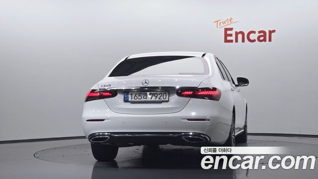 Mercedes-Benz E-Class (W213) E250 Avantgarde 2021 — фото 4