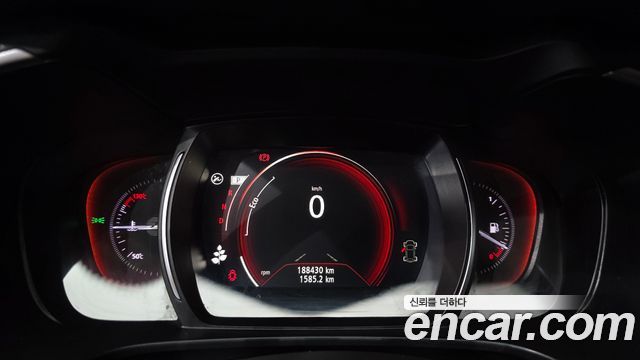 Renault Korea QM6 2.0 LPe RE Signature 2WD 2020 — фото 8