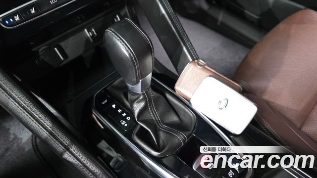 Renault Korea QM6 2.0 LPe RE Signature 2WD 2020 — фото 9