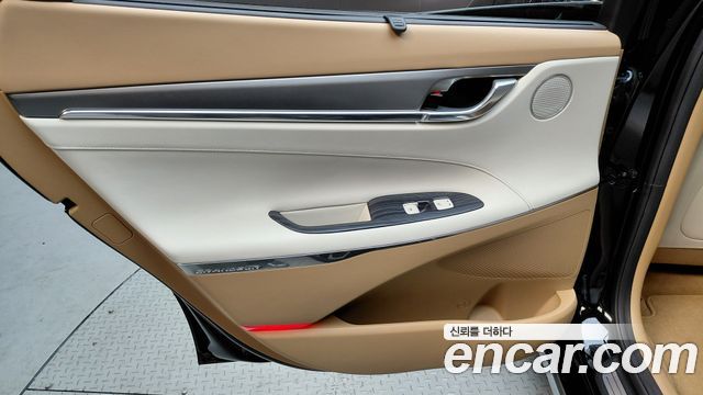 Hyundai Grandeur (IG) 2.5 Exclusice 2023 — фото 25