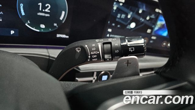 Hyundai Santa Fe (MX5) HEV 1.6 2WD Calligraphy 2024 — фото 31