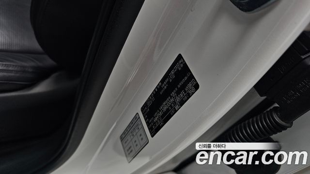Hyundai Santa Fe (MX5) HEV 1.6 2WD Calligraphy 2024 — фото 38