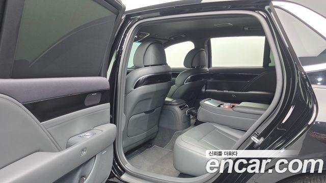 Genesis G90 (RS4) Gasoline 3.5 Turbo AWD 2022 — фото 17