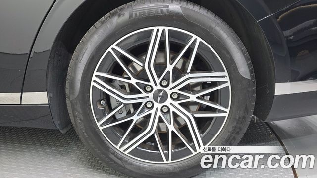 Genesis G90 (RS4) Gasoline 3.5 Turbo AWD 2022 — фото 21