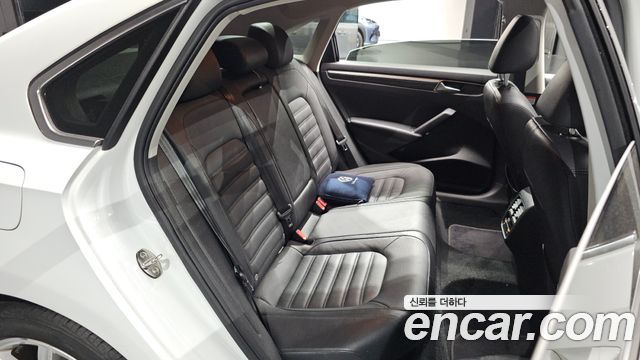 Volkswagen Passat 2.0 TSI B7 2018 — фото 11
