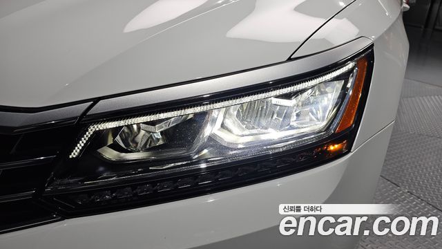 Volkswagen Passat 2.0 TSI B7 2018 — фото 22