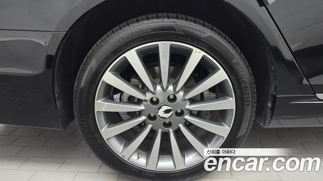 KG Mobility (SsangYong) Chairman W CW700 4TRONIC Executive 2015 — фото 5