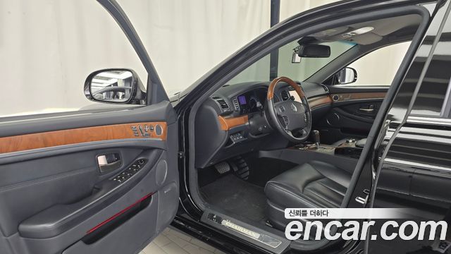 KG Mobility (SsangYong) Chairman W CW700 4TRONIC Executive 2015 — фото 10