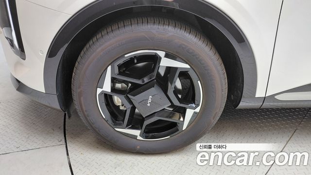 Kia Sportage (V) Gasoline 1.6 Turbo 2WD Signature 2025 — фото 5