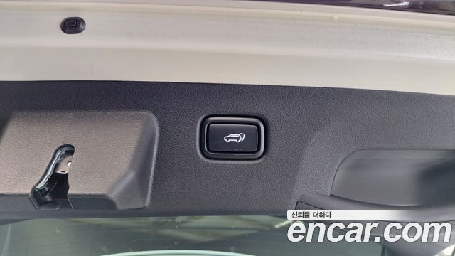 Kia Sportage (V) Gasoline 1.6 Turbo 2WD Signature 2025 — фото 18