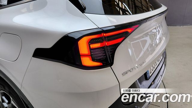Kia Sportage (V) Gasoline 1.6 Turbo 2WD Signature 2025 — фото 23