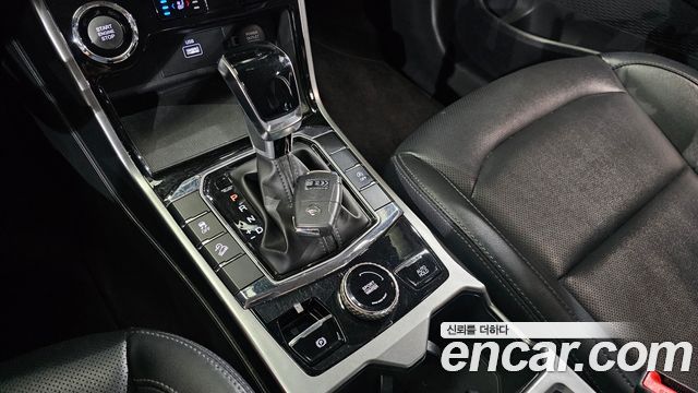 KG Mobility (SsangYong) Beautiful Korando Gasoline 1.5 2WD C7 2023 — фото 9