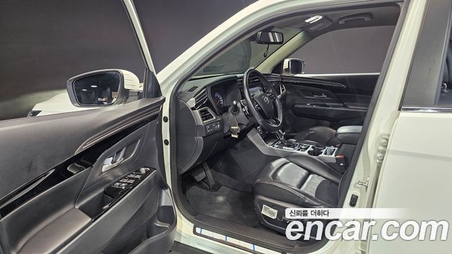KG Mobility (SsangYong) Beautiful Korando Gasoline 1.5 2WD C7 2023 — фото 10