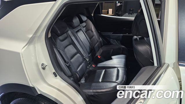 KG Mobility (SsangYong) Beautiful Korando Gasoline 1.5 2WD C7 2023 — фото 11