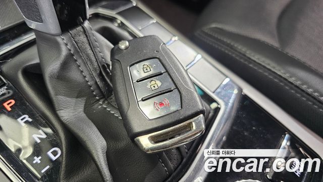 KG Mobility (SsangYong) Beautiful Korando Gasoline 1.5 2WD C7 2023 — фото 18