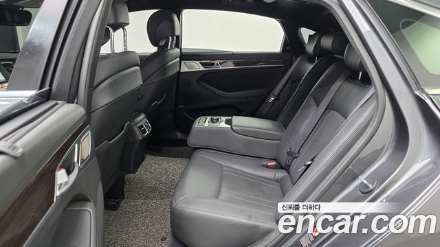 Genesis G80 3.3 GDI AWD Premium Luxury 2019 — фото 16