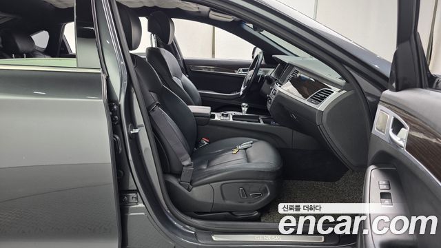 Genesis G80 3.3 GDI AWD Premium Luxury 2019 — фото 32