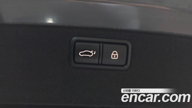Genesis G80 3.3 GDI AWD Premium Luxury 2019 — фото 40