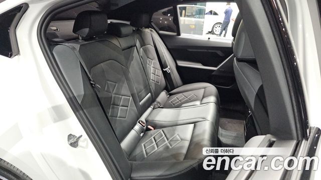 BMW 5 Series (G60) 530i xDrive M Sport 2024 — фото 11